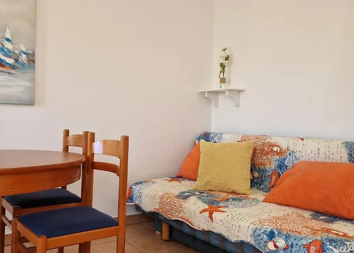 Apartments Burcul Pag