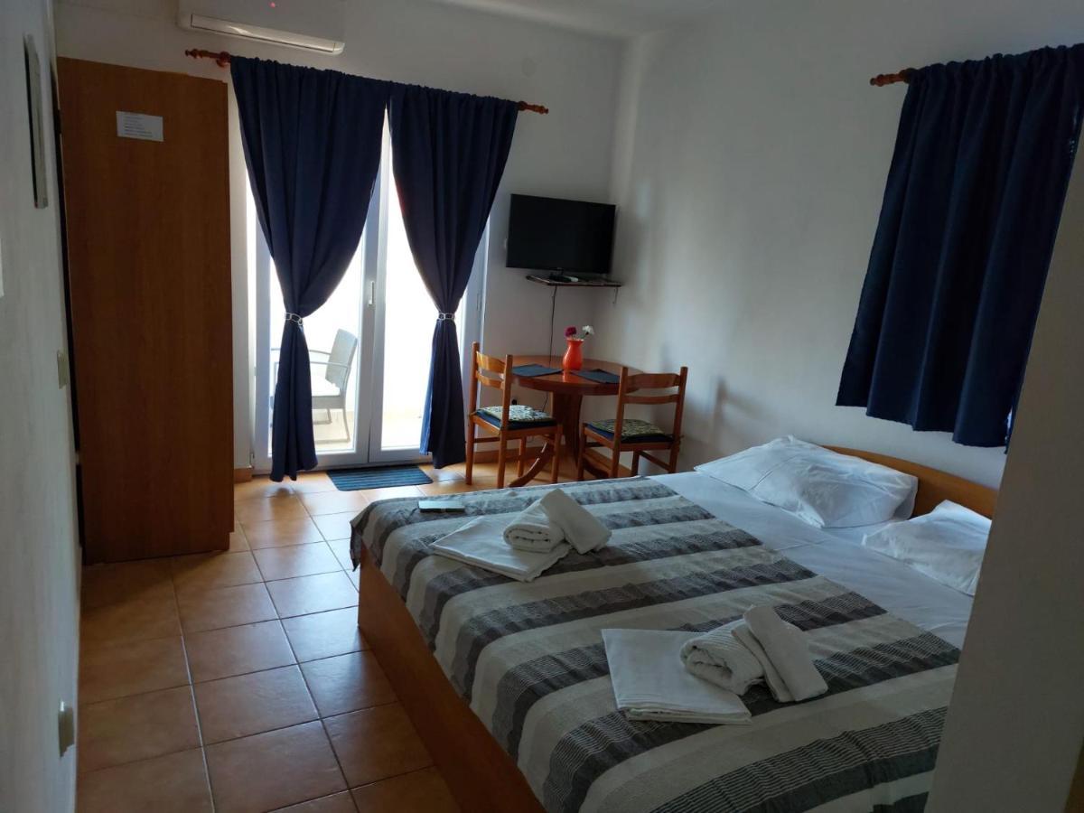 Burcul Pag Appartement *